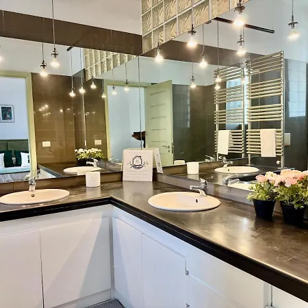 Sam House Spazio Ed Eleganza Nel Centro Di Μπάρι