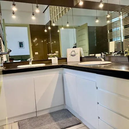 Sam House Spazio Ed Eleganza Nel Centro Di Μπάρι