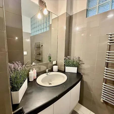 Sam House Spazio Ed Eleganza Nel Centro Di Μπάρι