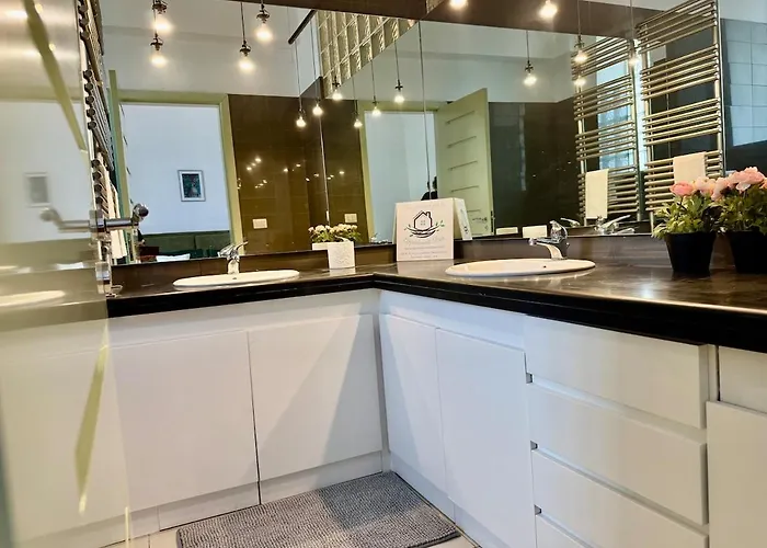 Sam House Spazio Ed Eleganza Nel Centro Di 巴里